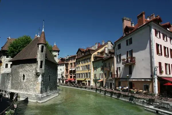 Borne Recharge Pro Installateur borne de recharge Annecy