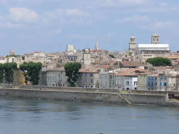 Borne Recharge Pro Installateur borne de recharge Arles