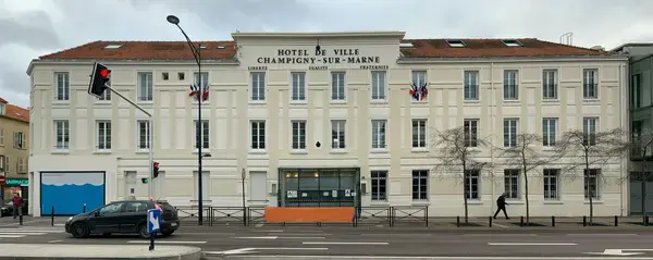 Borne Recharge Pro Installateur borne de recharge Champigny-sur-Marne