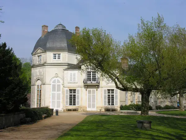 Borne Recharge Pro Installateur borne de recharge Châteauneuf-sur-Loire