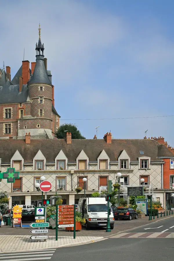 Borne Recharge Pro Installateur borne de recharge Gien