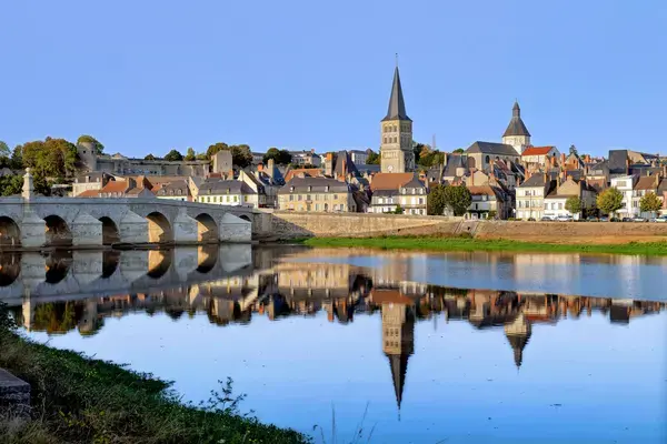 Borne Recharge Pro Installateur borne de recharge La Charité-sur-Loire
