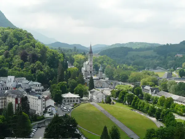 Borne Recharge Pro Installateur borne de recharge Lourdes