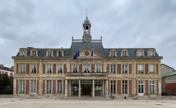 Borne Recharge Pro Installateur borne de recharge Maisons-Alfort
