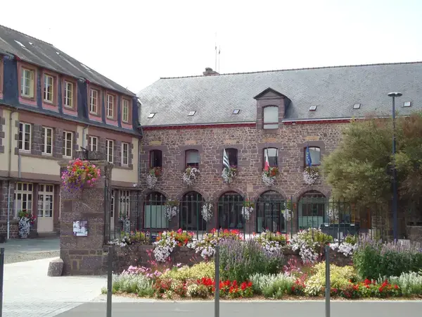 Borne Recharge Pro Installateur borne de recharge Montfort-sur-Meu