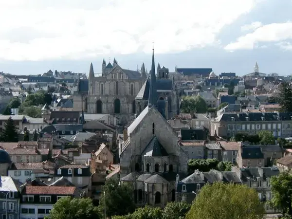 Borne Recharge Pro Installateur borne de recharge Poitiers