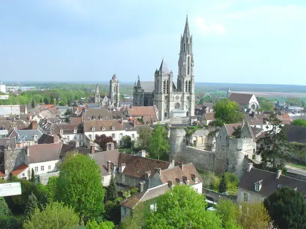 Borne Recharge Pro Installateur borne de recharge Senlis