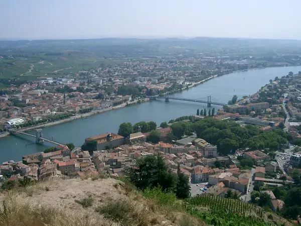 Borne Recharge Pro Installateur borne de recharge Tournon-sur-Rhône